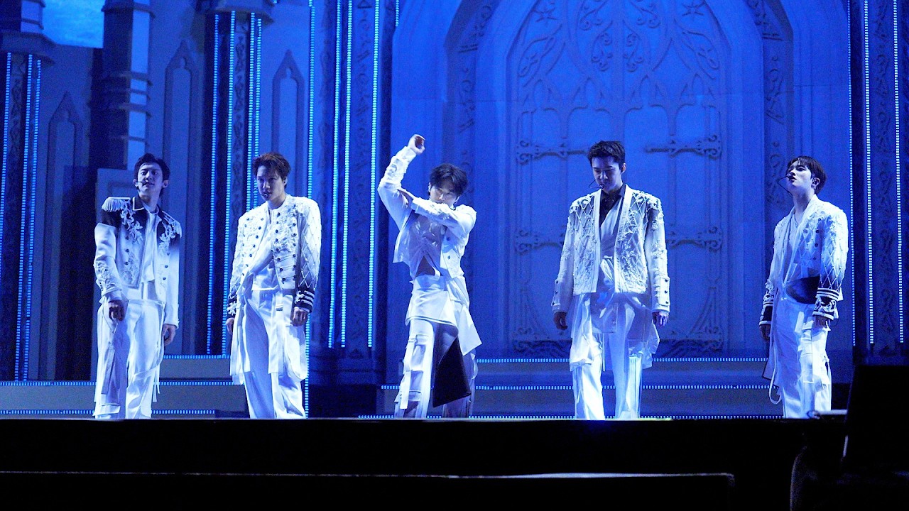 EXO 엑소 'Back It Up' Stage Video @EXO PLANET #6 - EXhOrizon in SEOUL
