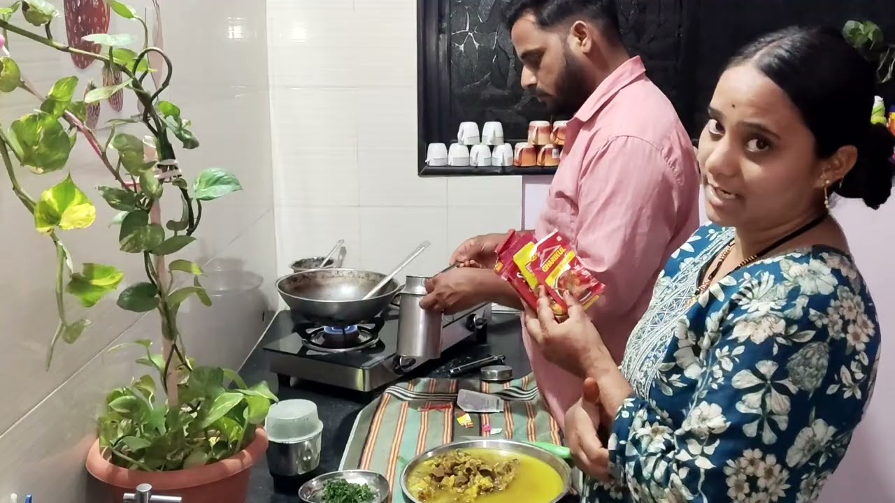 नवरोबा कशी बनवतात बोकडाच्या मटणाची भाजी, आजोबा नातीच्या गप्पा.#trendig #recipe#family#daily blog#