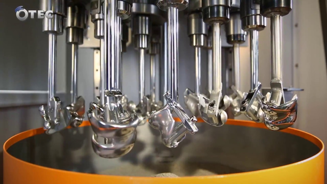 Fintek Show How an Otec DF 5 Surface Finishes Femoral Components
