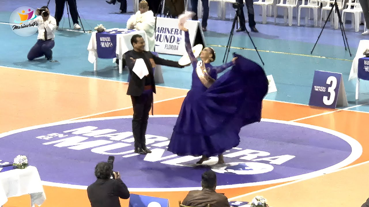 Baile de exhibici&oacute;n de SM Ariana Razzeto con el Campe&oacute;n Boris Saavedra |  XVIII Marinera Mundo 2024