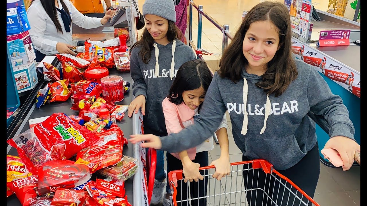 ممنوع اشتري غير الأكل الأحمر 😭 !! دماااار جديد