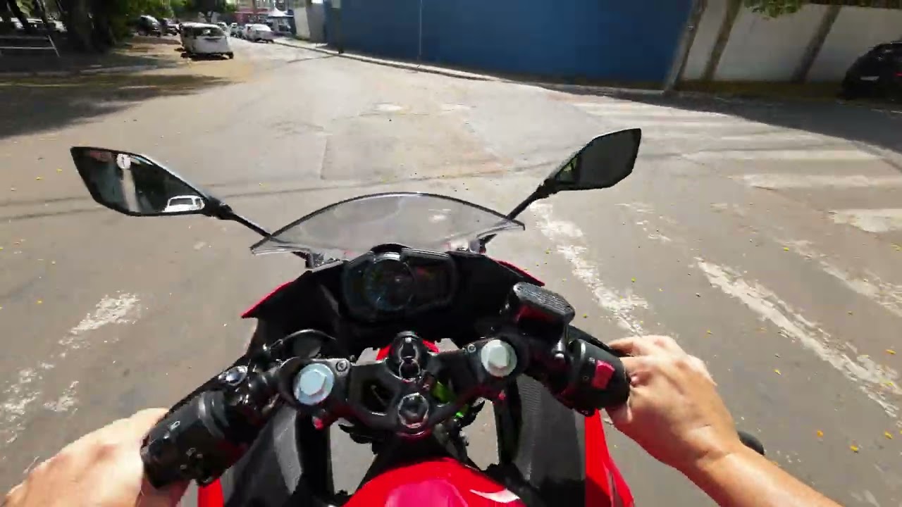 Fui na loja de material de construção com a Kawasaki Ninja 