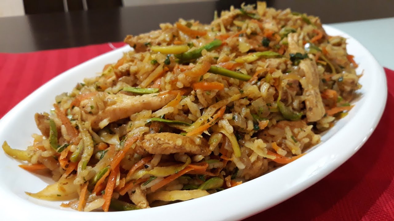 ارز بالخضار على الطريقة الاسيوية🍲 يحضر في 5 دقائق👌 لذييييذ سهل وصحي👍