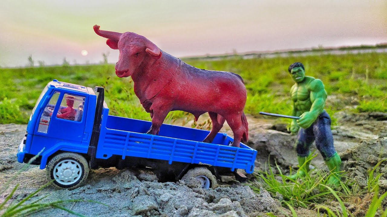 Diy Truck loading cow shed | house of animals || @mini hacks @Shaitani Ideas