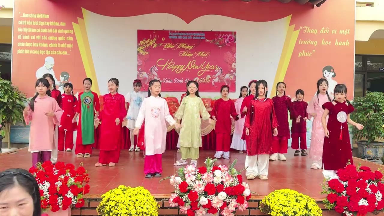 Múa: Tết Bình an - CLB âm nhạc 