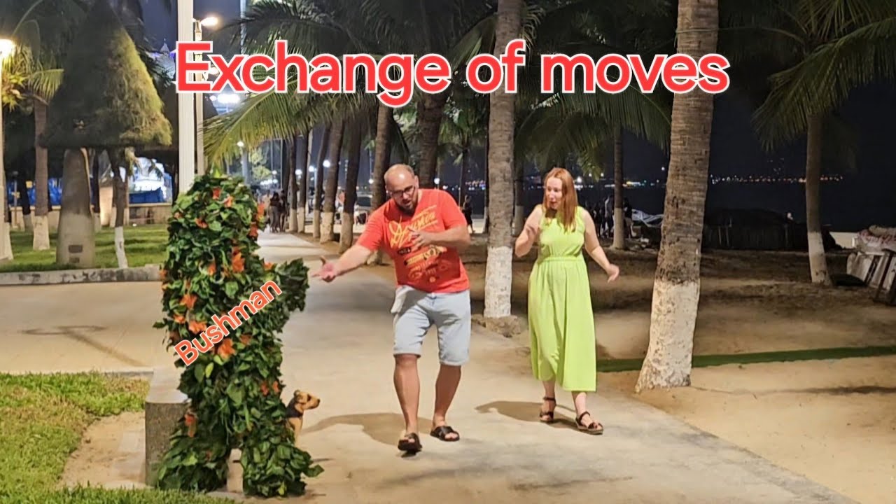[4K] Bushman prank Vietnam | Exchange of moves