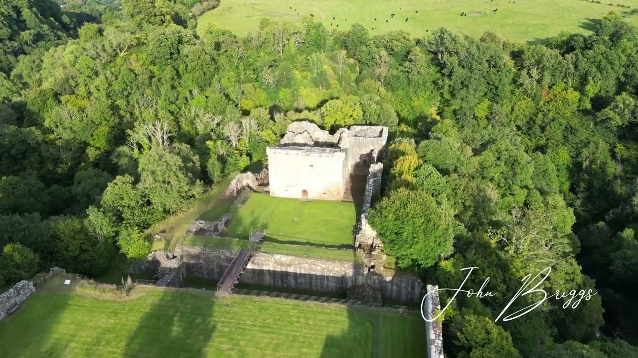 Craignethan Castle, South Lanarkshire, Scotland, Drone Flight 4K