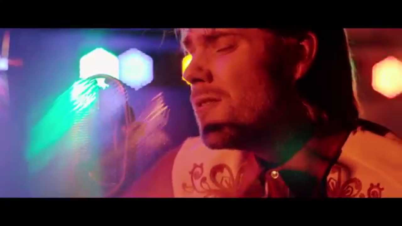 Fabian Holland - Four Inch Screen