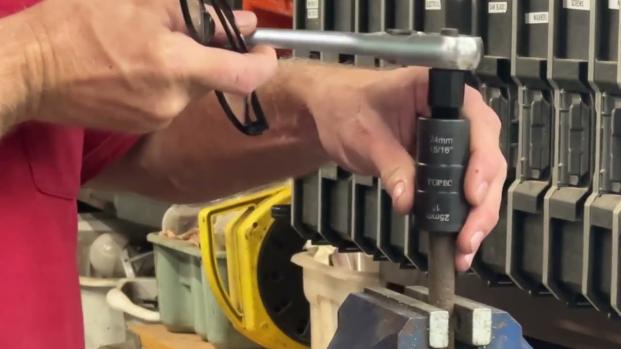 Topec 5 Piece Flip Edition Bolt Extractor Set Review, This is a cool tool