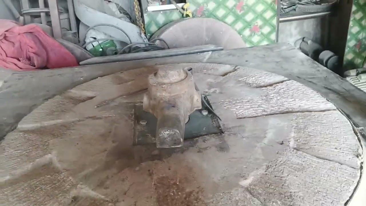 33 inch pathar wali chakki pure vishva Pakistan versis Koi machine nibandh banaa sakta aaj raabta 