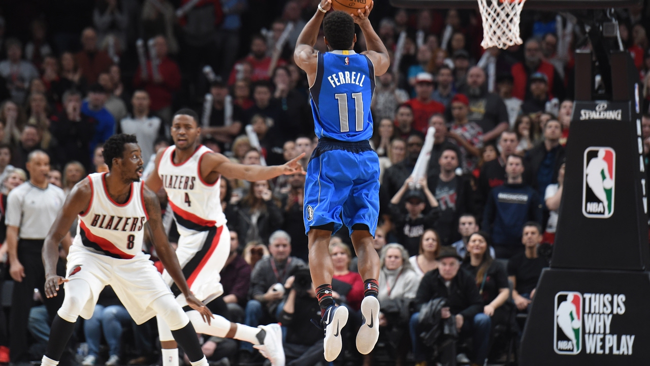 Yogi Ferrell 2016-2017 NBA Season Highlights