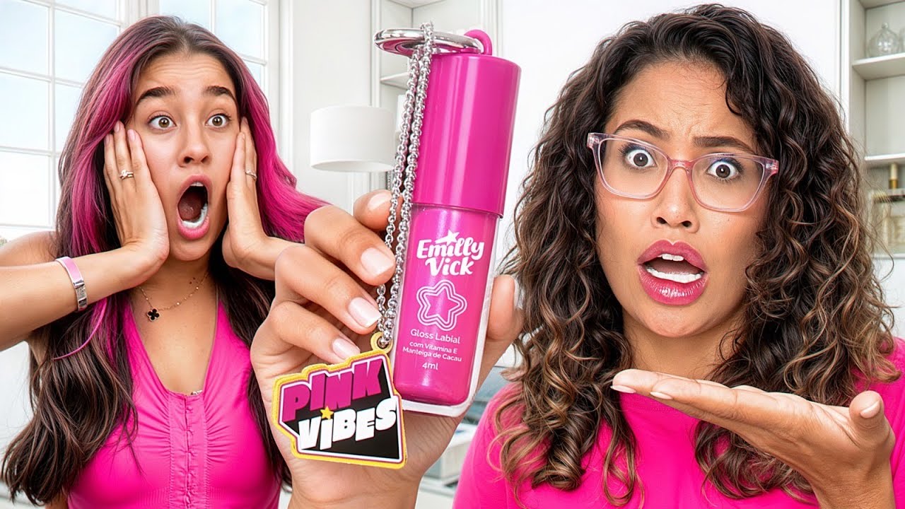 INVADIMOS A CASA DOS MAIORES YOUTUBERS E ACHAMOS ITENS BIZARROS!