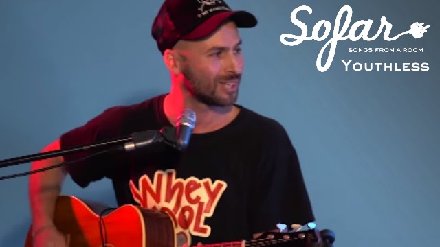 Youthless - New Wave Suicide | Sofar Lisbon