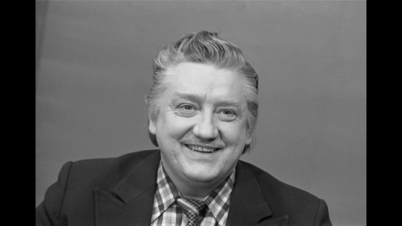 Kalmer Tennosaar - Karulaane jenka