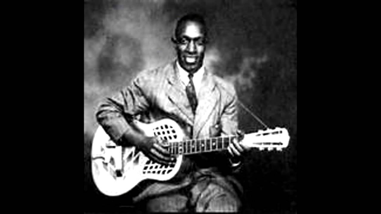 All I Want Is A Spoonful - Papa Charlie Jackson