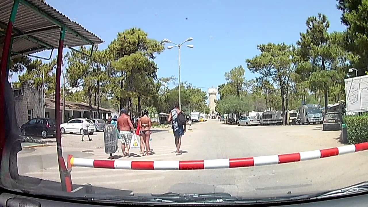 entrando no parque de campismo de Monte Gordo