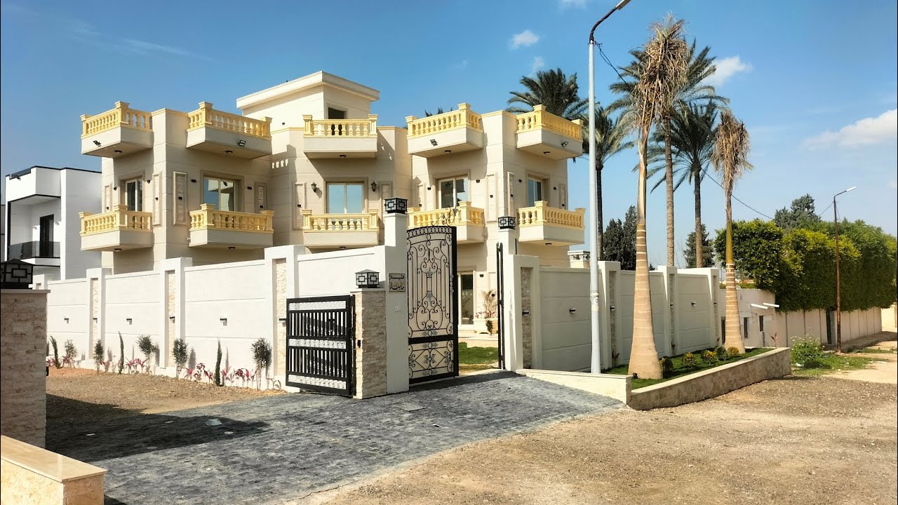 فيلا مسجلة ناصية في موقع مميز وبسعر مناسب جدا جدا العرض ساري لمدة أسبوع تفاوض مريح في السعر