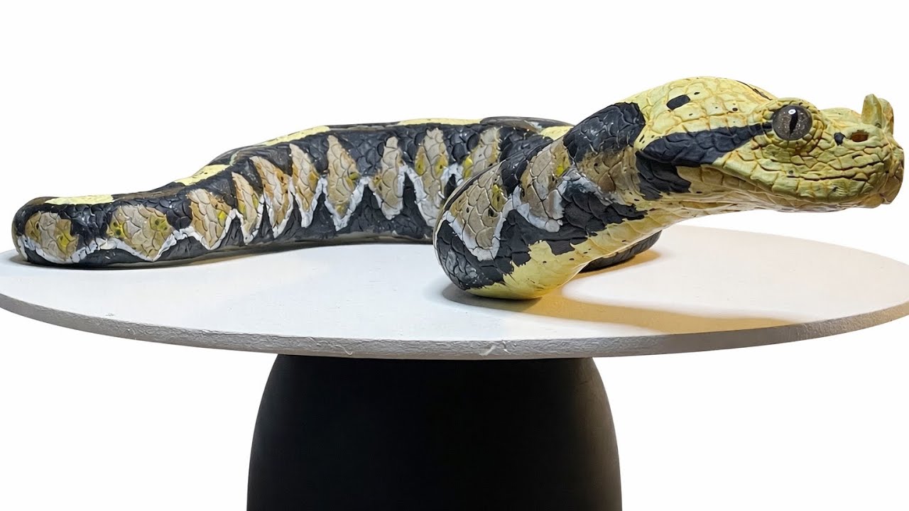 Sculpting a realistic West African Gaboon Viper (Bitis rhinoceros)