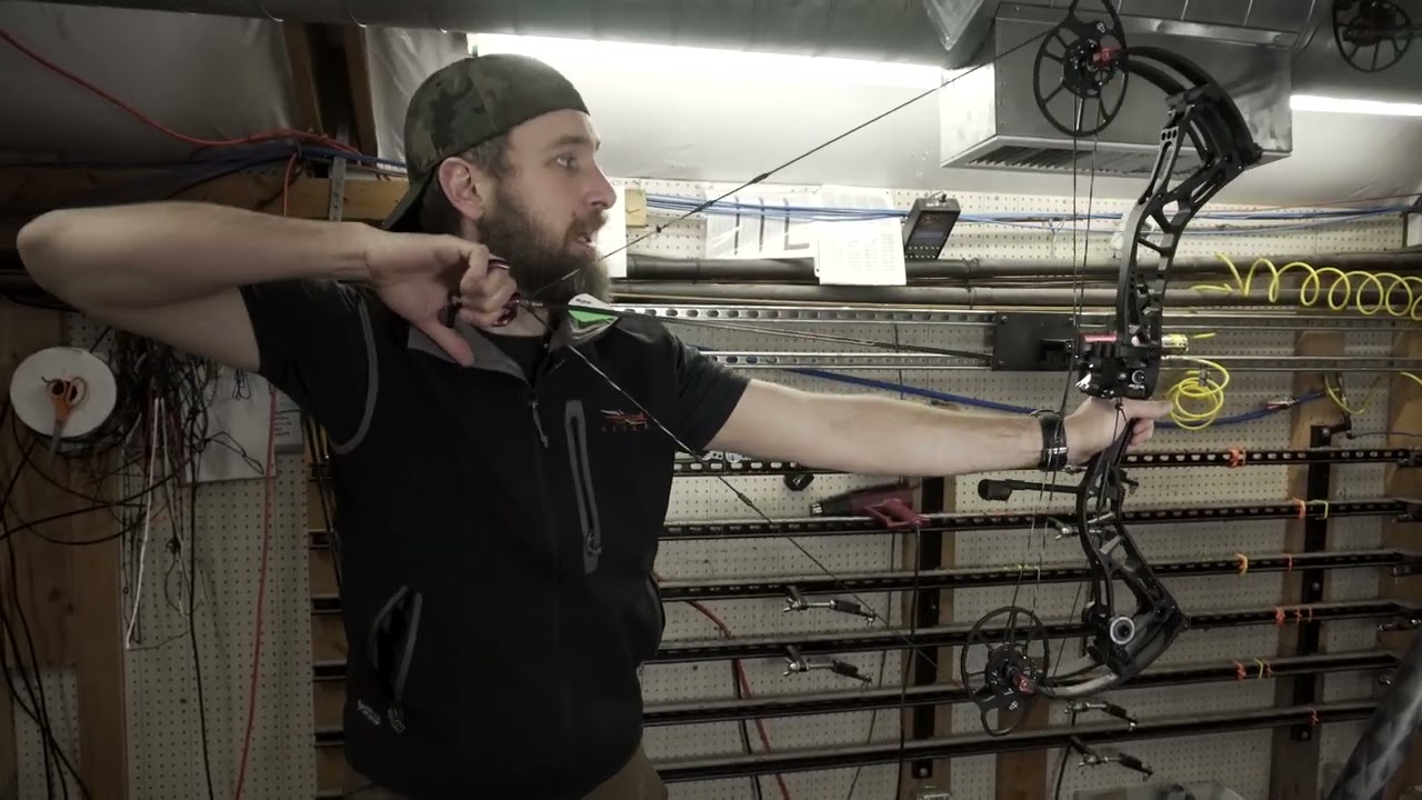 Первый взгляд на лук Bowtech Solution 2021