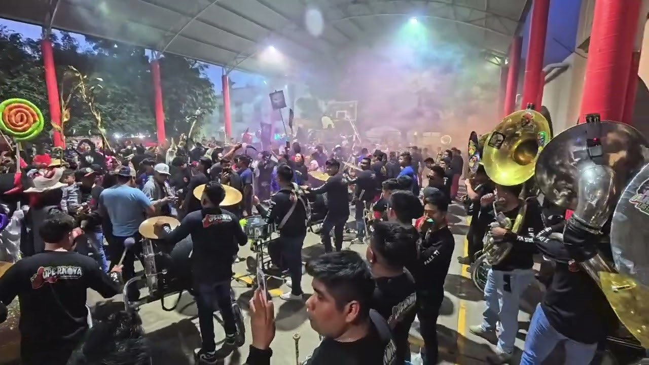 LA OCTAVA DE LOS LAURELES BARRIO DE ARRIBA SOLEDAD 2025