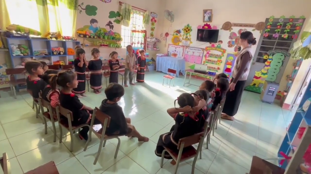 Dạy hát bài “Cho tôi đi làm mưa với”🌦️🌦️🌦️. Âm nhạc mầm non 🌱