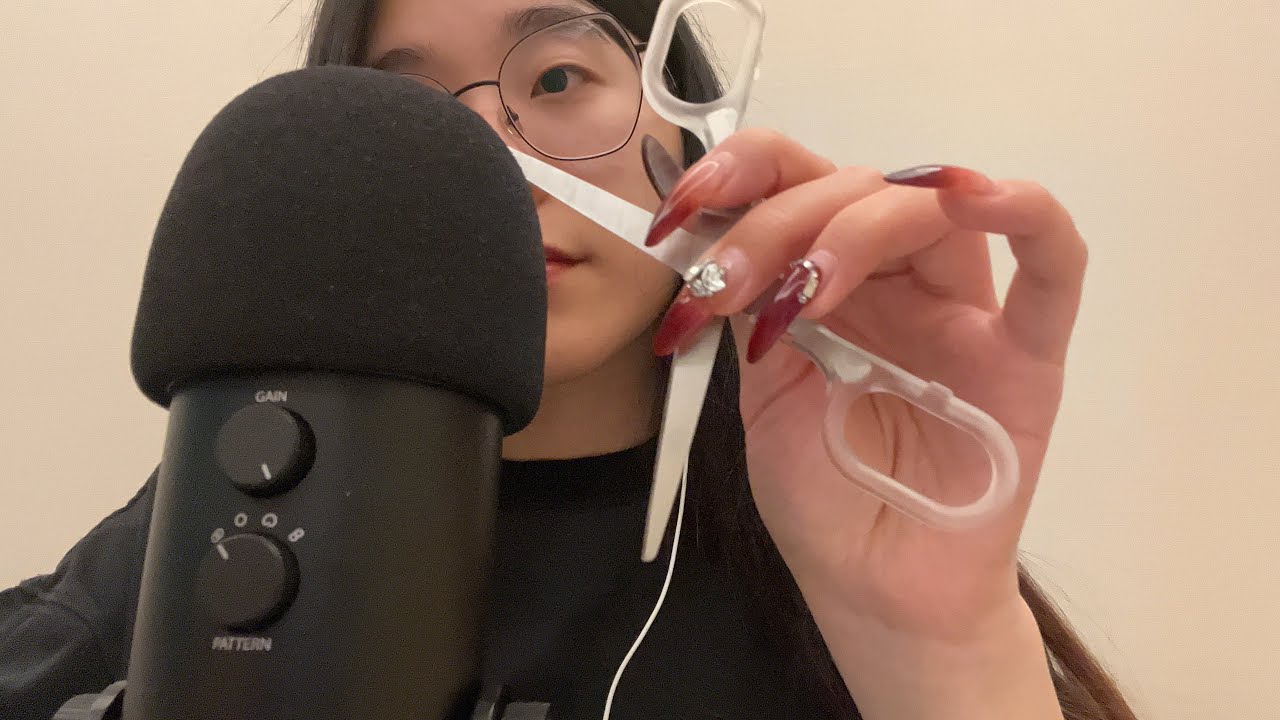 ASMR | Mic Scratching With Sharp Objects