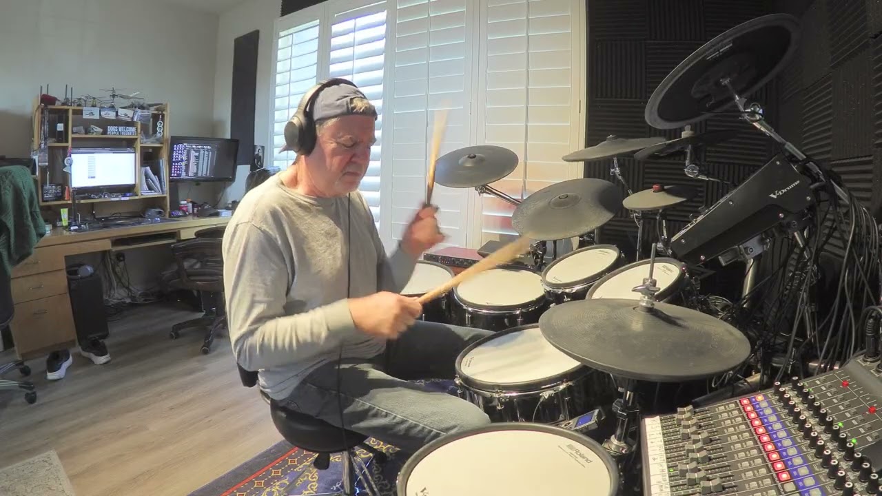Genesis -Wardrobe (Drum Cover)