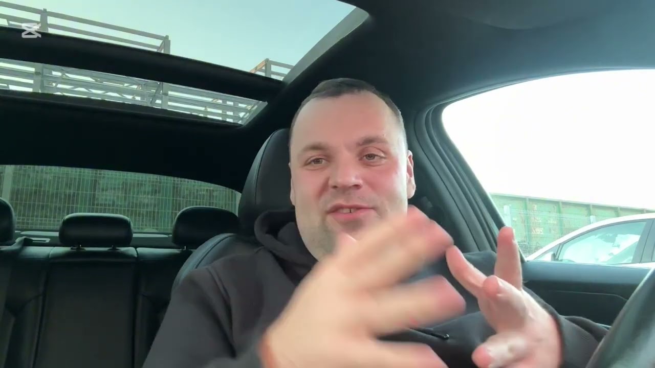 Поймал заказ в яндекс такси СПб во Псков. Сколько стоит?