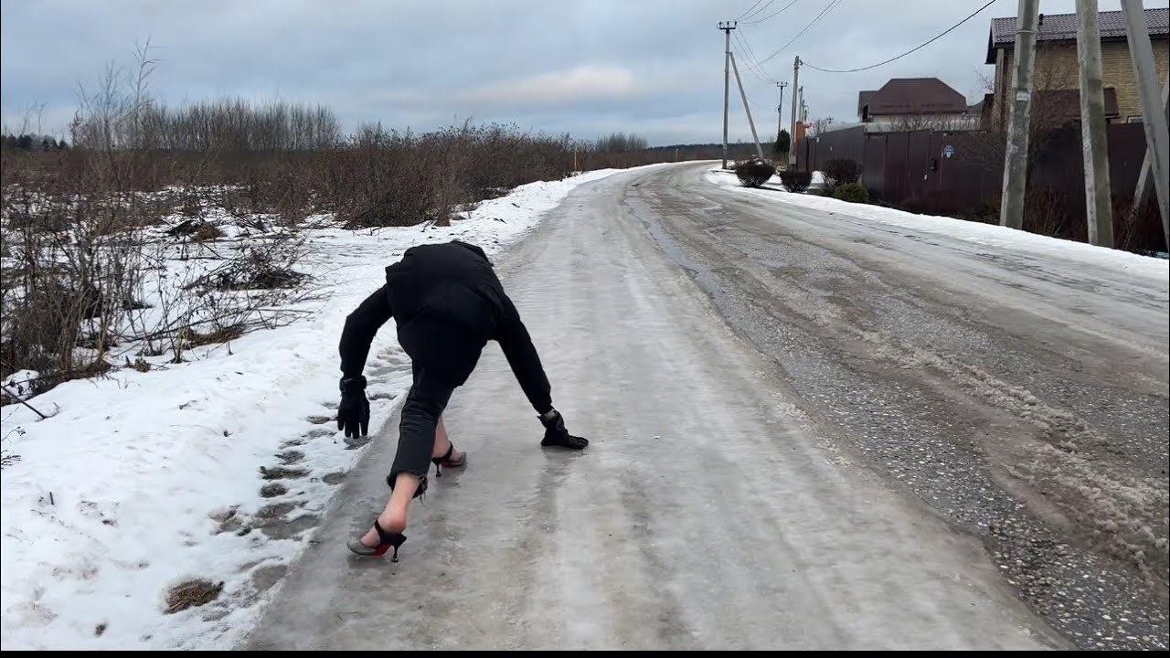 Sprained ankle, sprains, sprain foot, high heels on ice, slippery shoes, girl slips, sprained knee