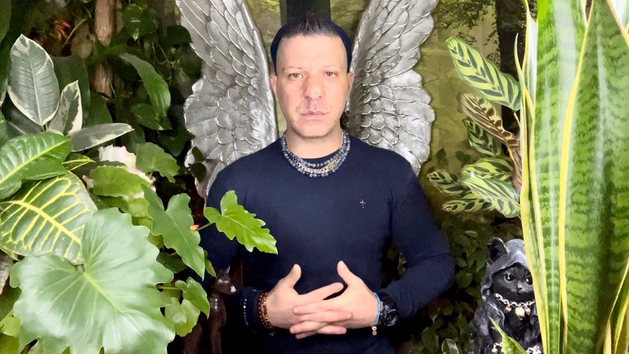 PISCES 2024 Yearly Horoscope Tarot - ABSOLUTELY AMAZING Year! | New Chapter | Big Discovery & Love