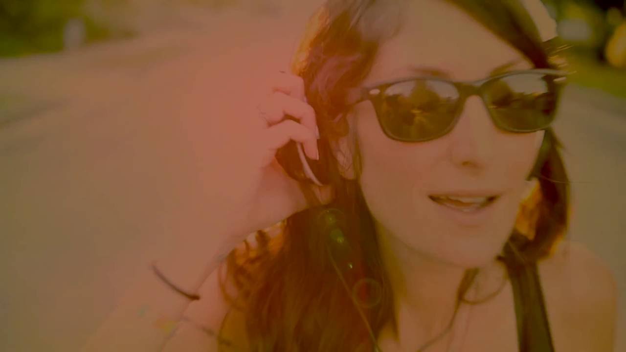 Maria Taylor – 