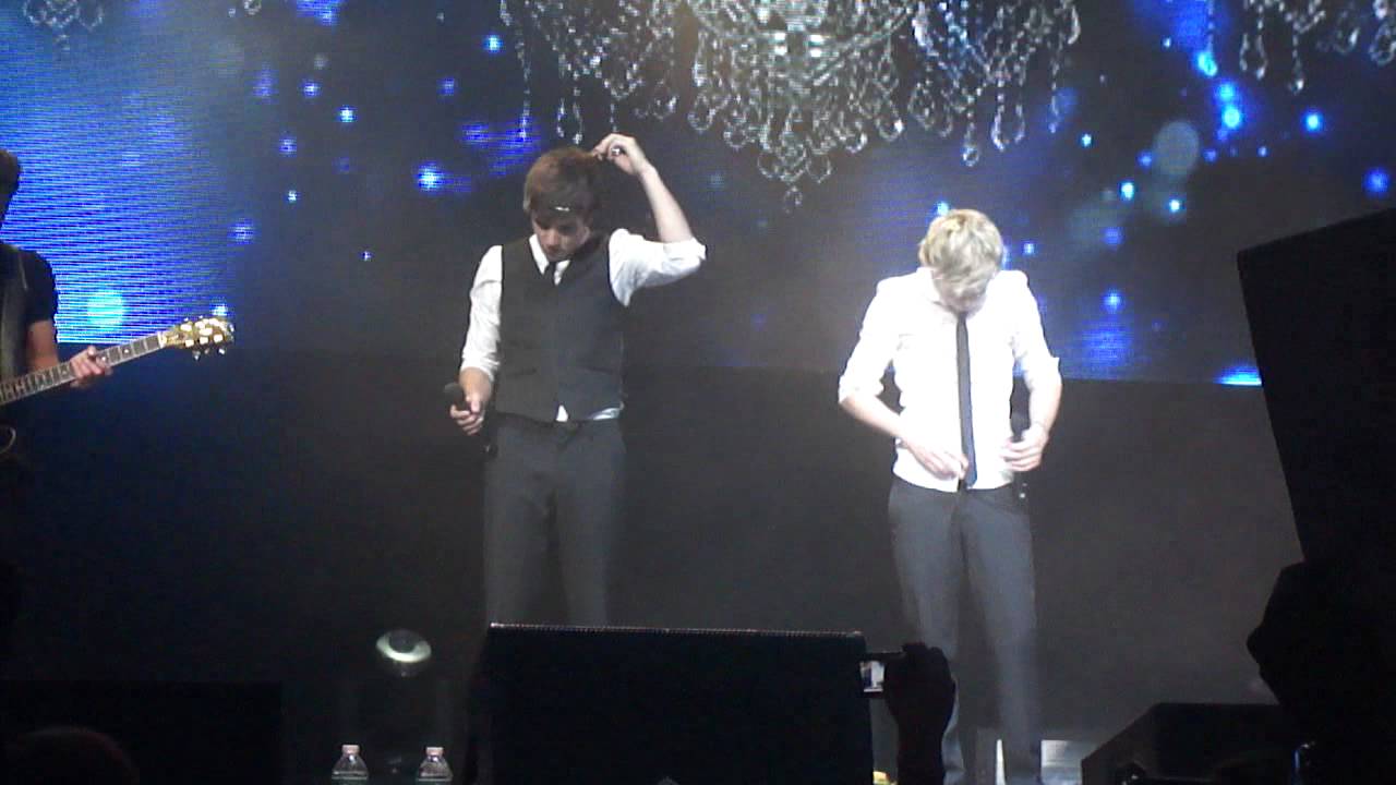 One Direction - Silly String Fight & I Want | Ft. Lauderdale, FL 7.1.12 Up All Night Finale