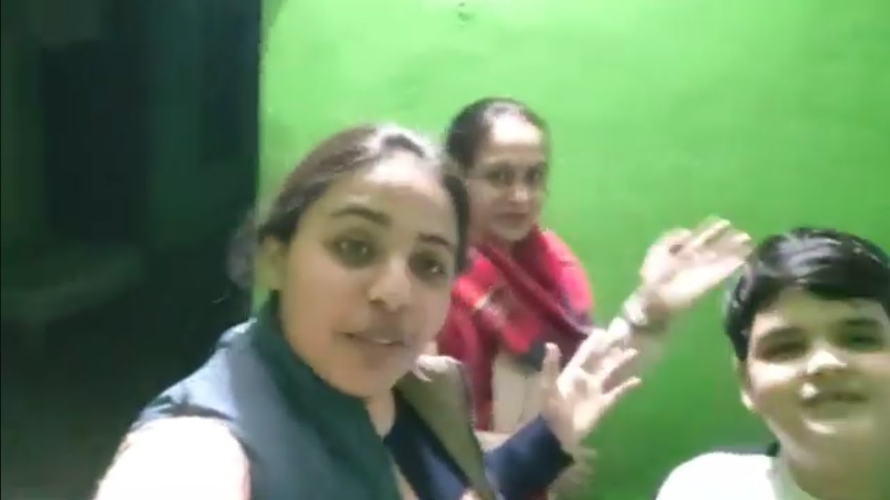 #Nani ko diya surprise 😂