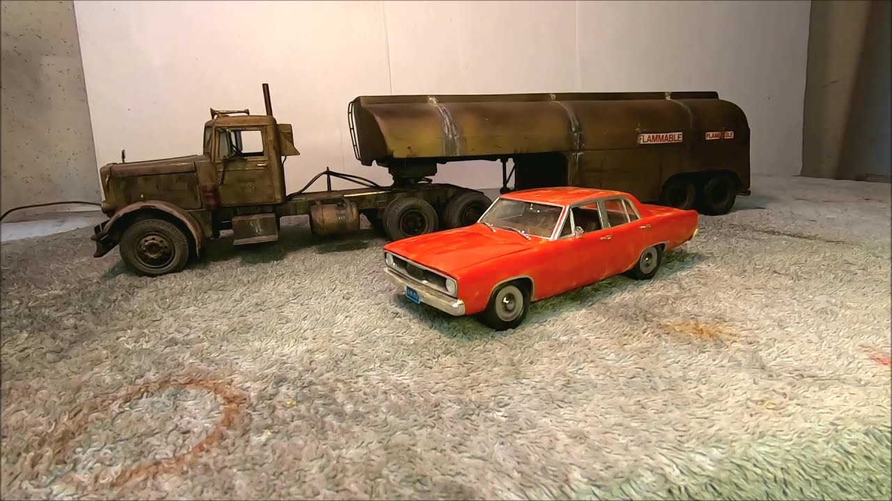 Duel, The Killer Peterbuilt & '71 Plymouth Valiant Scale Models