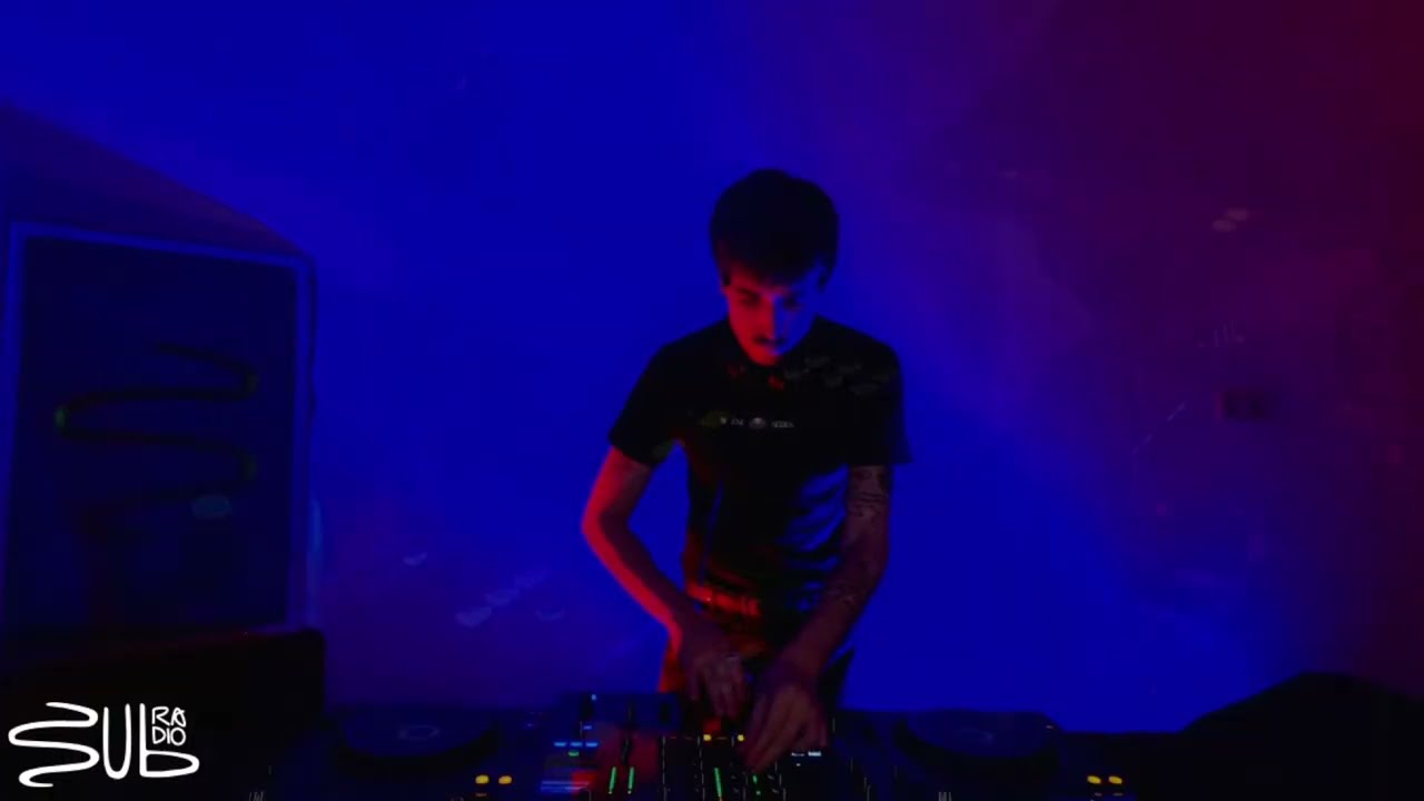 murianoise @ SubRadio Bcn x Selene Series / Visuals by Nicop.exe / 13.06.2025