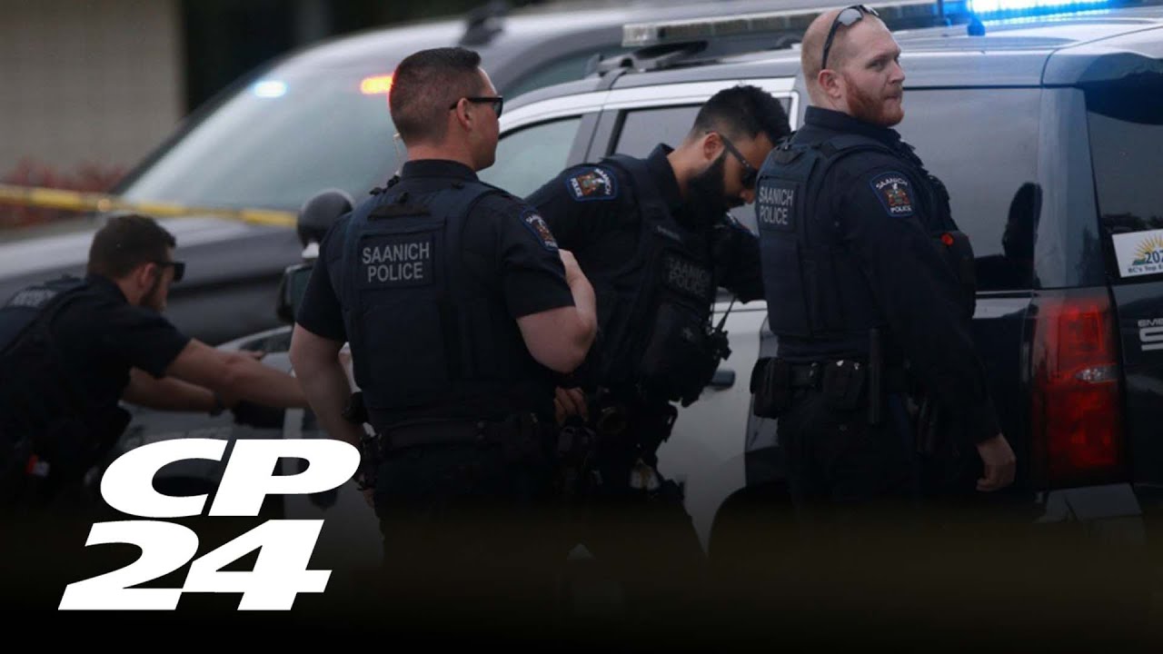 Bank robbery in Saanich, B.C. leads to fatal shootout with police