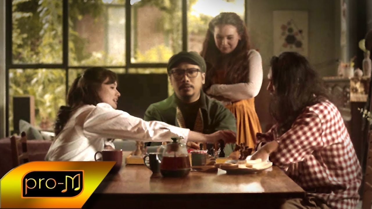 Sammy Simorangkir - Dibalas Dengan Dusta - Official Music Video