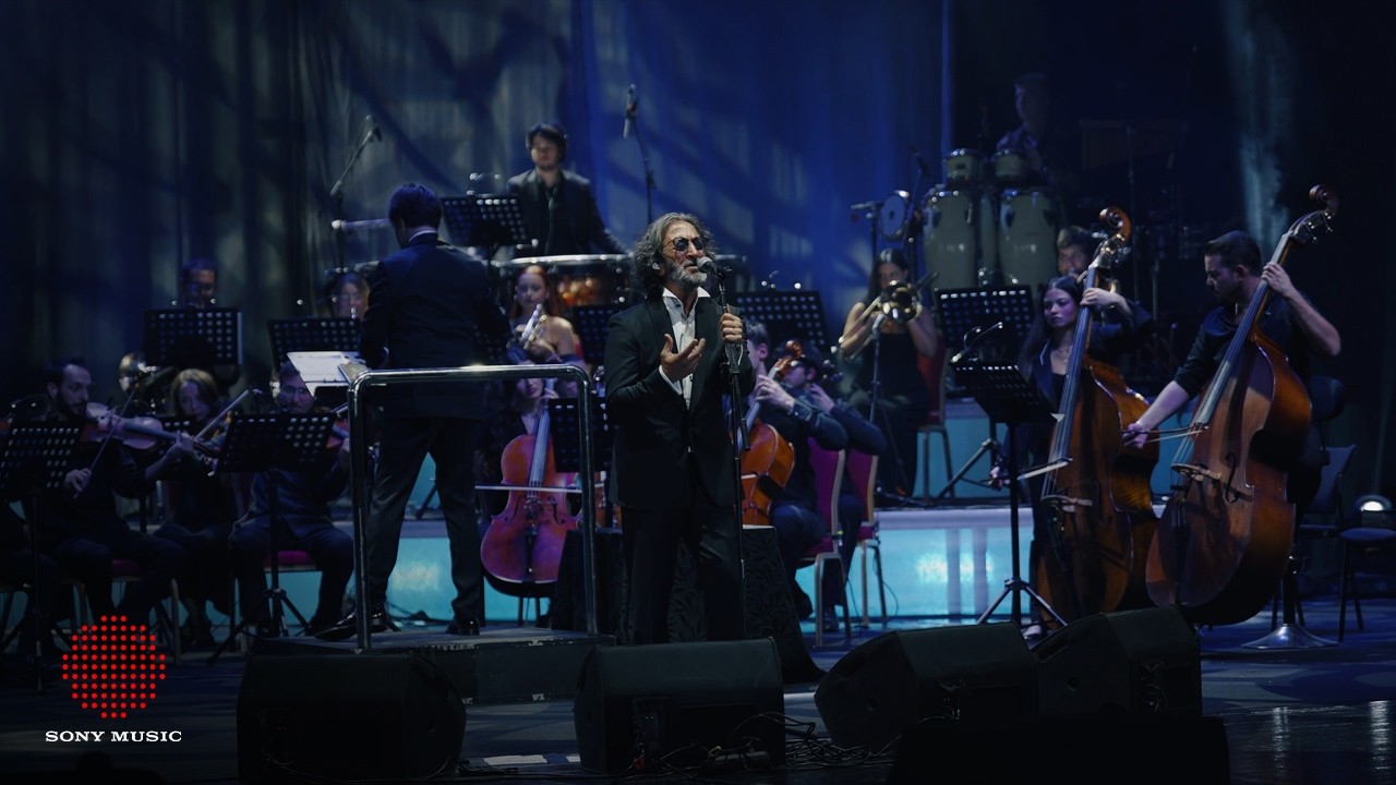 Fettah Can - Olan Bize Oldu (Senfonik Live)