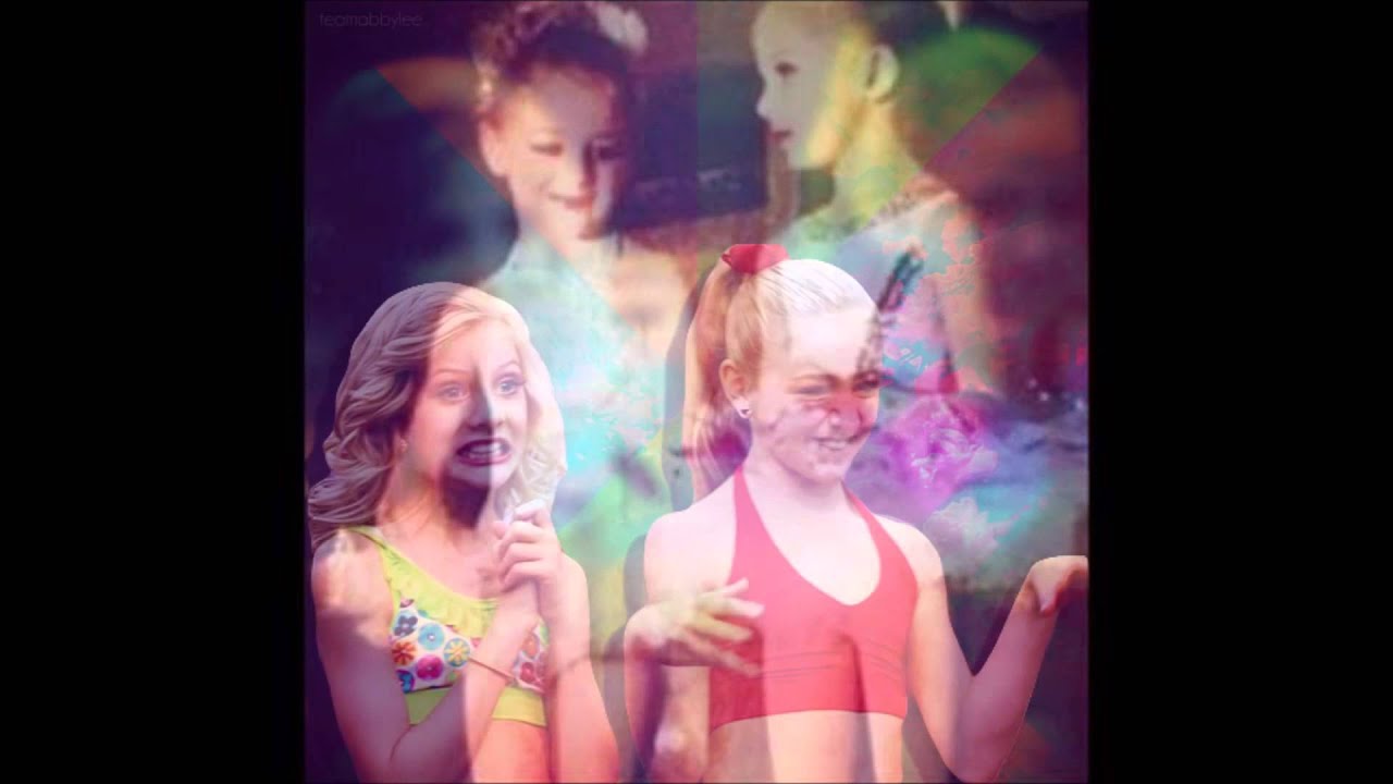 Chloe and Paige Twinnies Forever