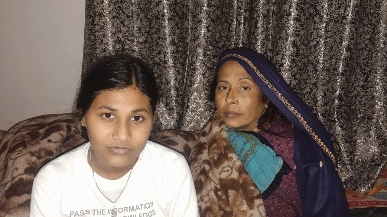 धीरे-धीरे ही सही लेकिन मम्मी की हालत में हो रहा है लगतार सुधार