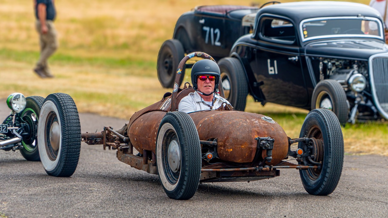 Non-Stop Vintage Drag Racing!