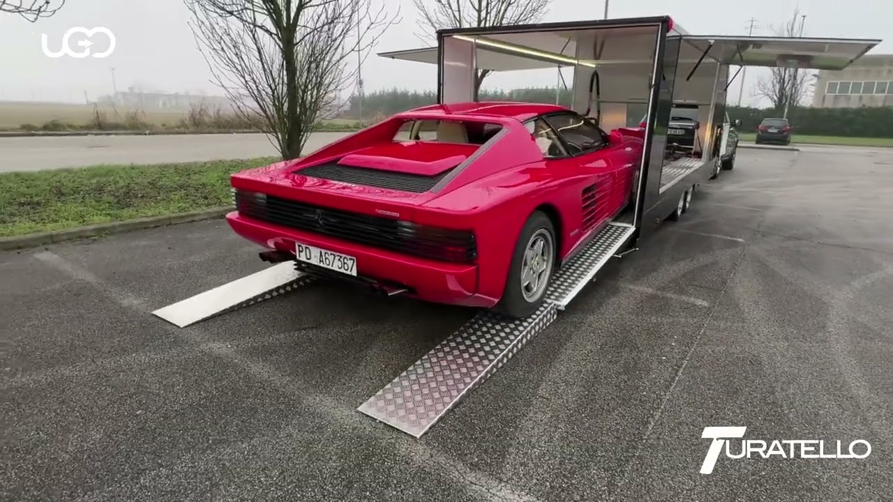Turatello F35 BRA schwarz mit Ferrari Testarossa