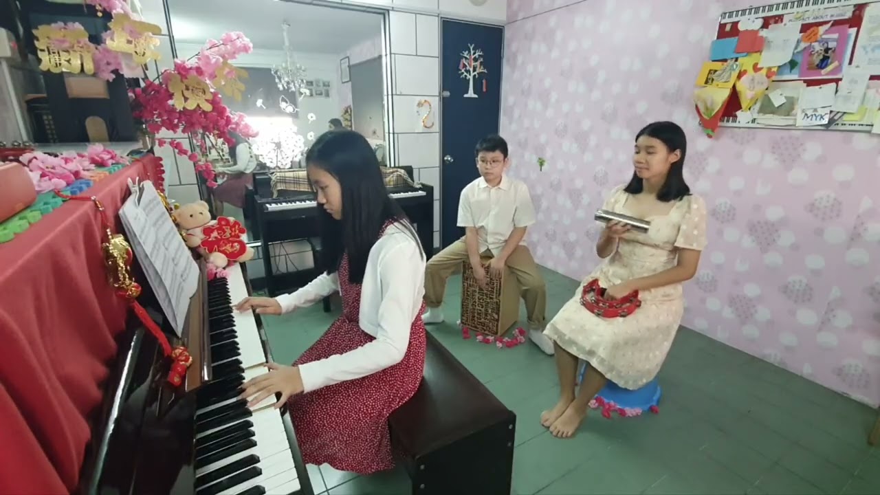 万事 All Right 酷哒哒 by Teh Chyng Yu(piano), Chin Zing Yi( Tambourine& shaker), Jayden Kee(cajon)