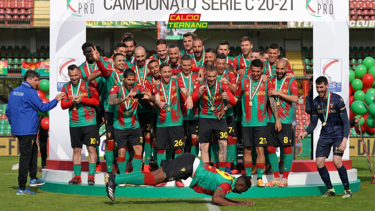 Ternana, lo strano ballo di Modibo Diakitè alla premiazione delle Fere
