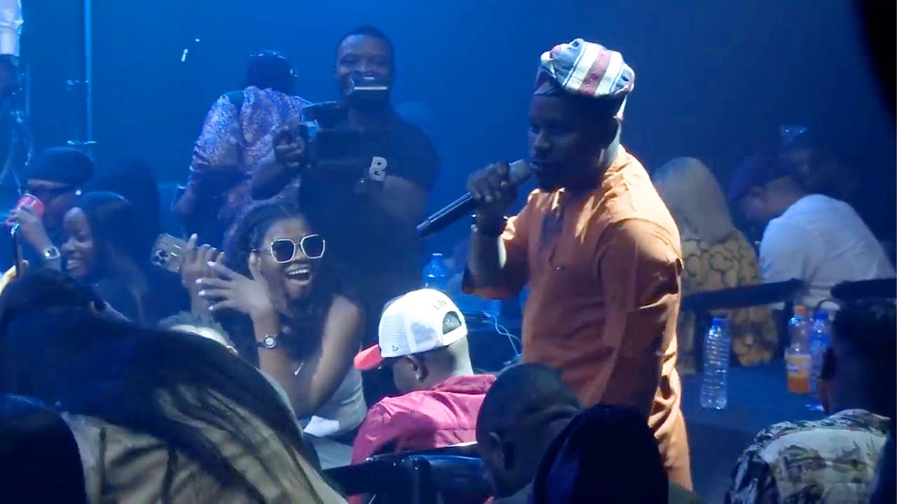 KENNYBLAQ CRACKING JOKES IN MUSIC SHOULD BE STUDIED