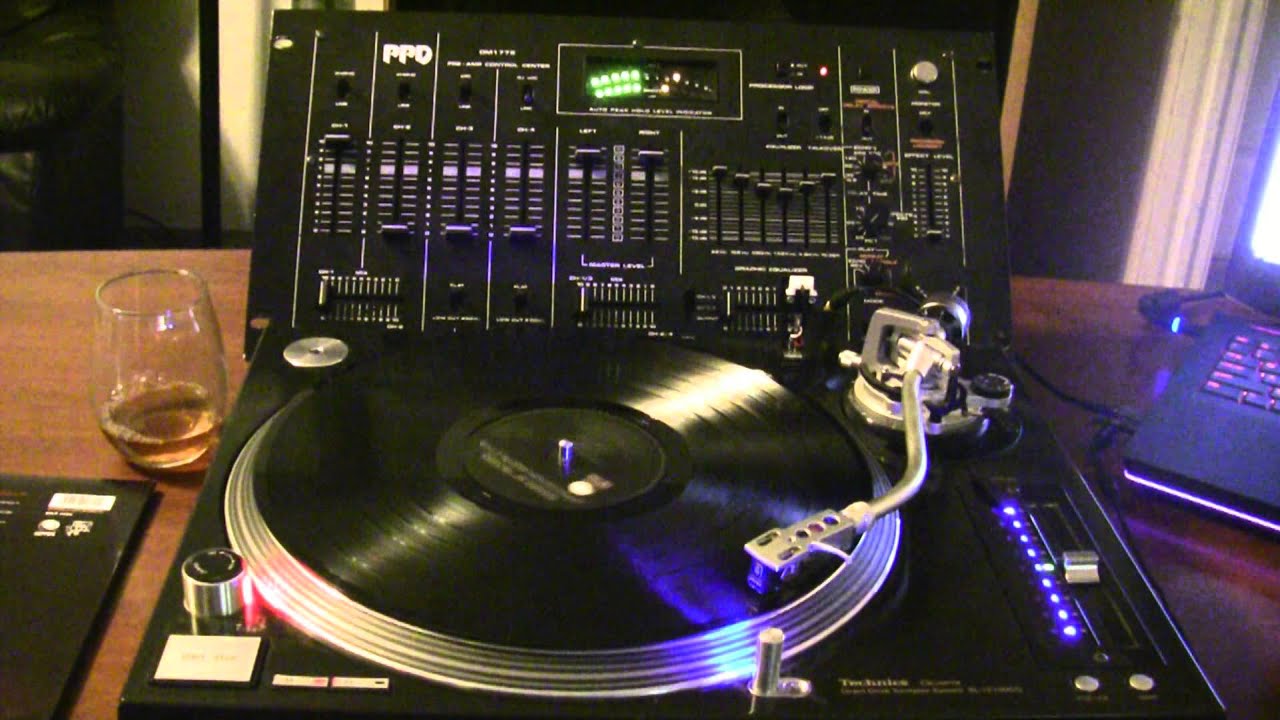 Guns N' Roses -  Welcome to the Jungle