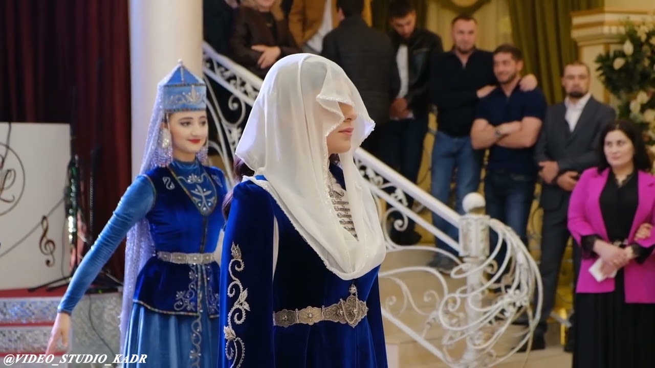 БАЛКАРСКАЯ СВАДЬБА В НАЛЬЧИКЕ (ОБРЯД ЗНАКОМСТВА С НЕВЕСТОЙ)