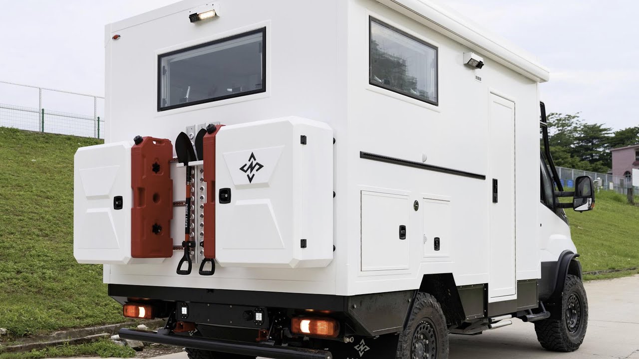 轻型越野房车，客户定制背包方案#越野房车#四驱依维柯#阿娜亚房车