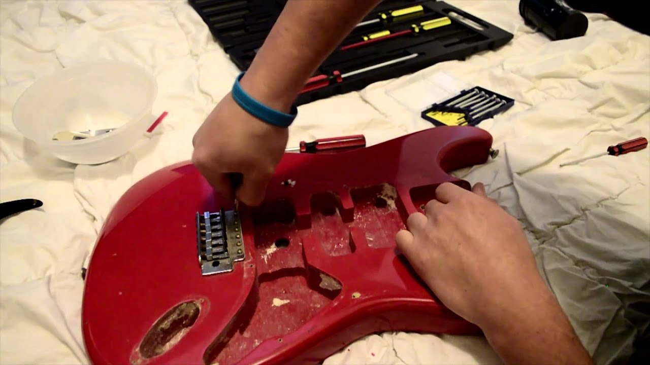 ASMR Guitar complete rebuild (PART 1)