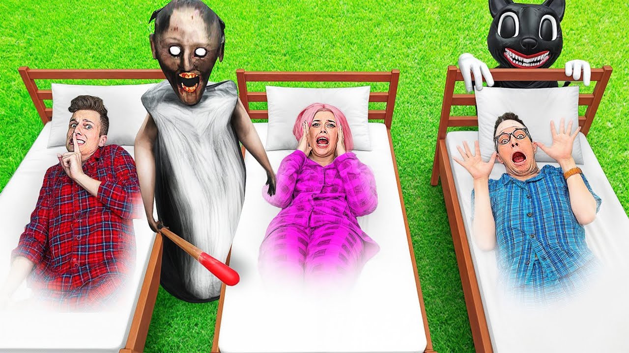 NASCONDINO SOTTO I LETTI contro GRANNY, CARTOON CAT e ZOONOMALY!